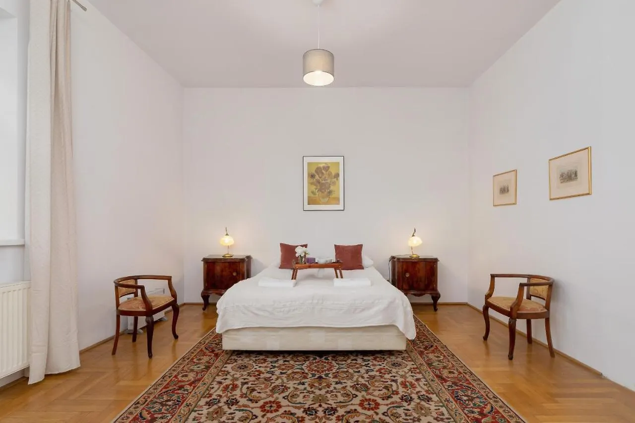 Heart Of The City Apartments Market Square Cracow By Noclegi Renters Krakow Poland