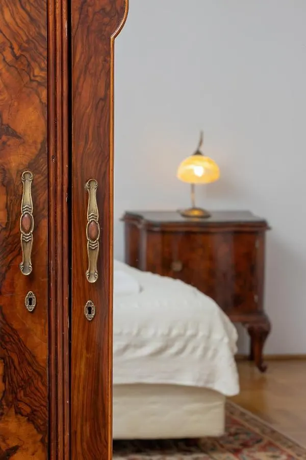 Heart Of The City Apartments Market Square Cracow By Noclegi Renters Krakow