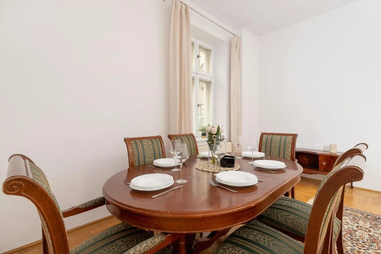 Heart Of The City Apartments Market Square Cracow By Noclegi Renters Krakow