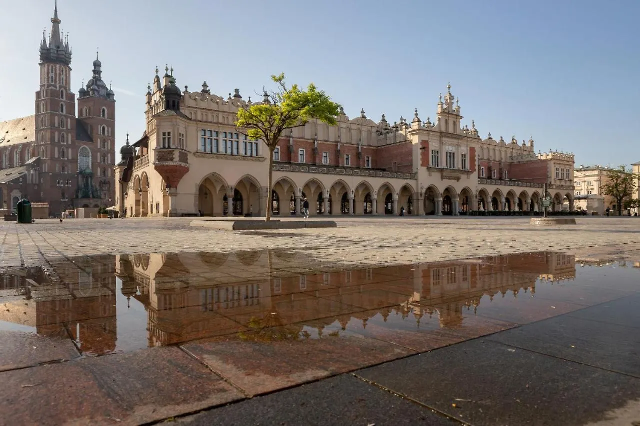 Heart Of The City Apartments Market Square Cracow By Noclegi Renters Krakow 0*,  Poland